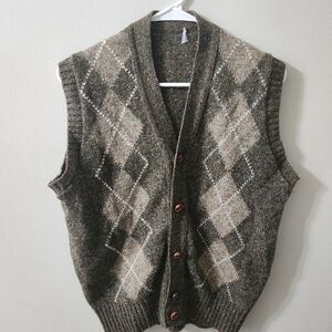 Men's Argyle Knit Vest